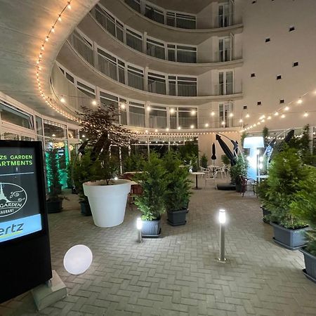 Parizs Garden Apartments デブレツェン エクステリア 写真