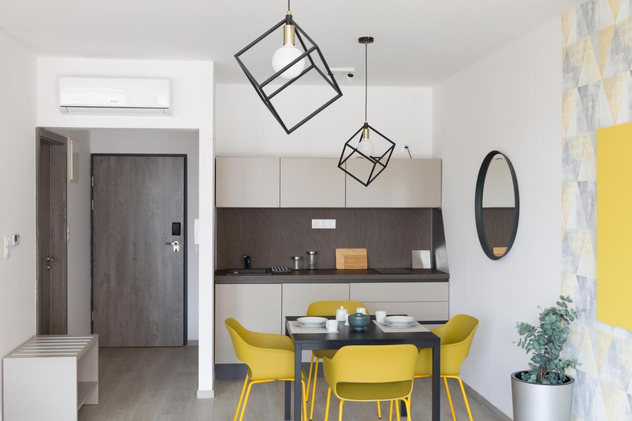 Parizs Garden Apartments デブレツェン エクステリア 写真