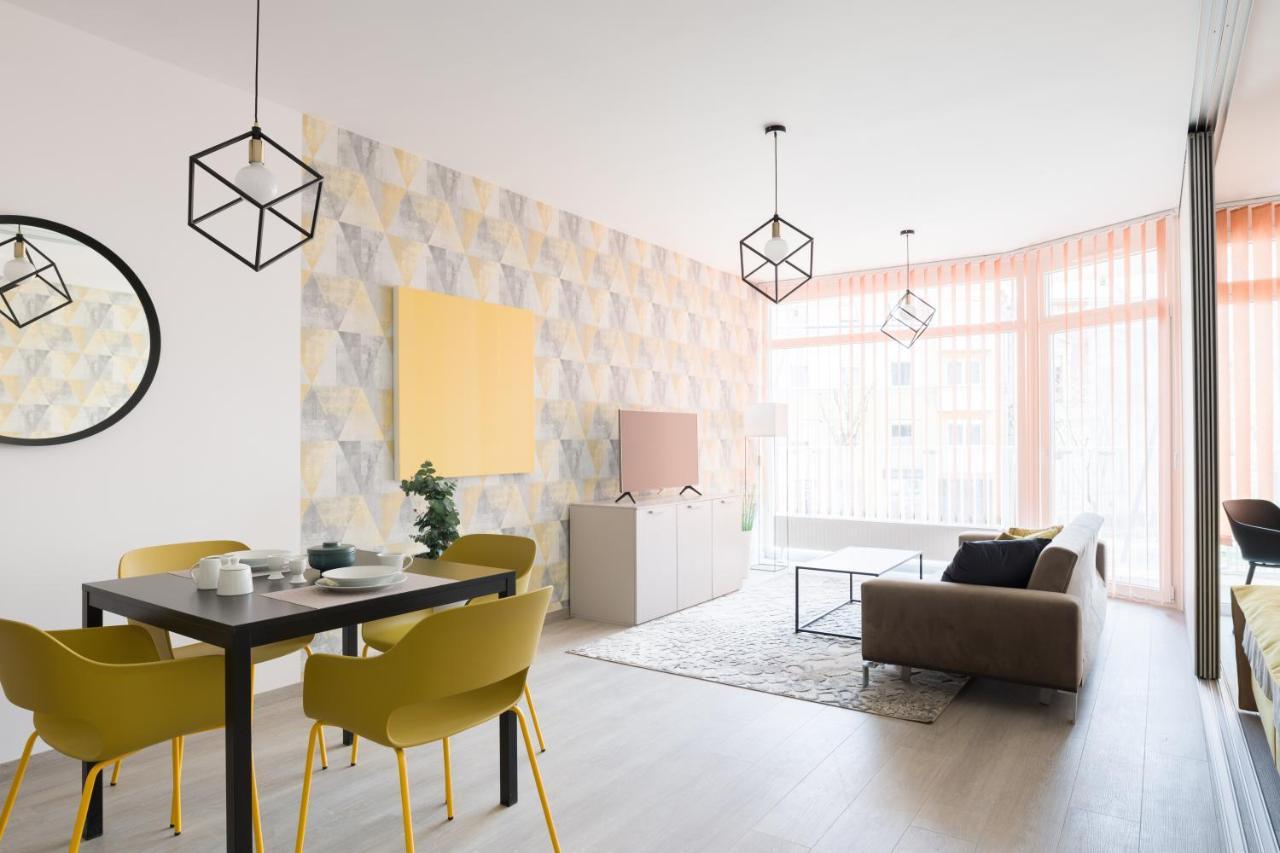 Parizs Garden Apartments デブレツェン エクステリア 写真