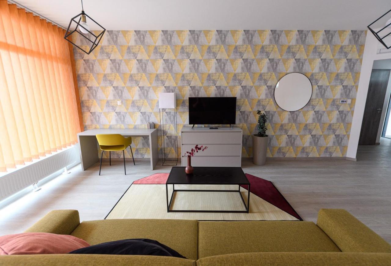 Parizs Garden Apartments デブレツェン エクステリア 写真